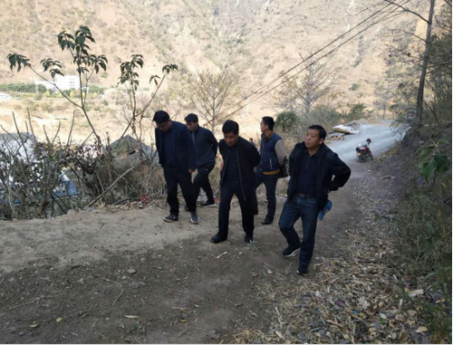 32、（工作简报）常务副县长张大福一行深入乌蒙乡调研指导危房改造不修不建户推进工作112