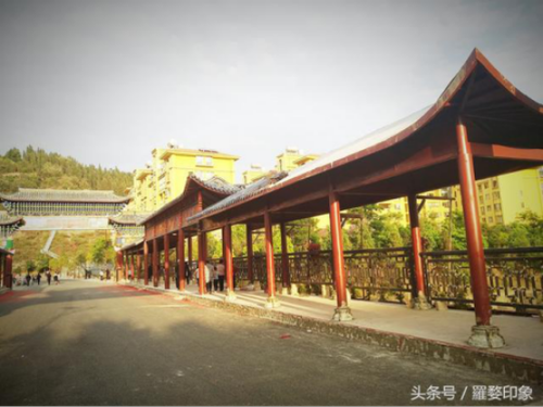 县政府办信息5月02—禄劝掌鸠河景观桥5月1日正式通车163