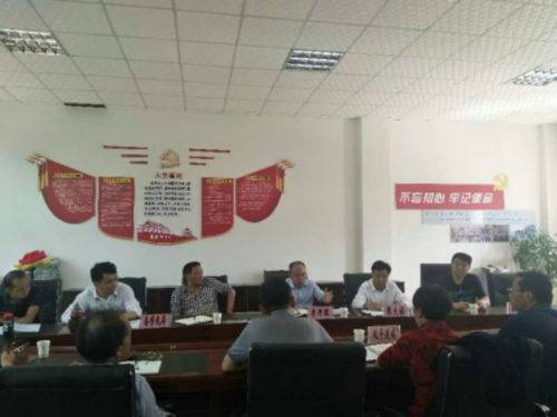 金沙皎平风第2018091期李县长一行到皎平渡镇调研指导移民搬迁安置协议签订工作37