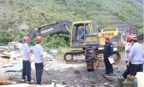 中屏镇信息第136期——中屏镇拆除违规建筑整治乡村人居环境187