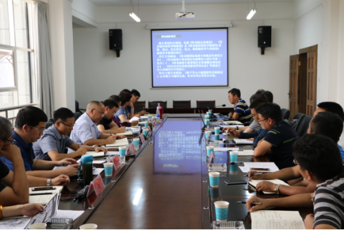 转龙工作信息201857（县政府主要领导调研轿子雪山小镇规划建设工作）(2)929