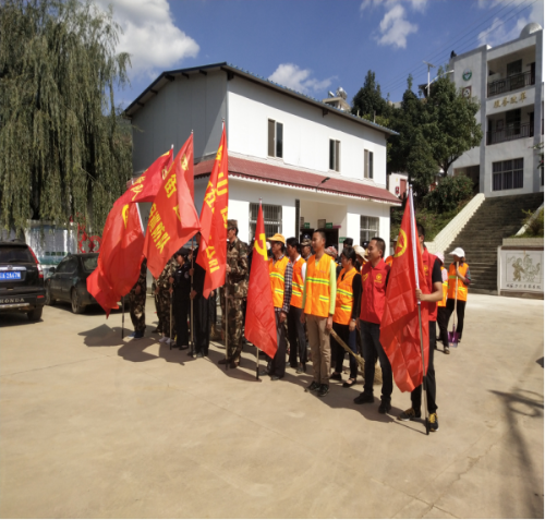 团县委简报第72期(参与六江社区“六个百家”及七改三清系列活动)147 团县委简报第72期(参与六江社区“六个百家”及七改三清系列活动)147