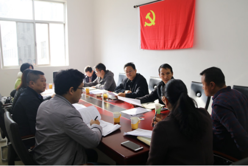 2018年禄劝政法信息第91期—县委政法委组织召开郎之汤白酒发布会筹备工作会176
