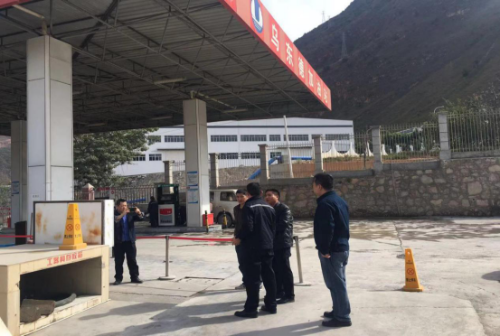 环保政务信息第85期  禄劝彝族苗族自治县环境保护局对全县加油站地下油罐防渗改造情况开展指导检查101
