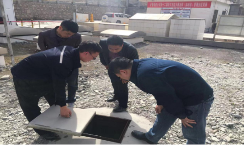 环保政务信息第85期  禄劝彝族苗族自治县环境保护局对全县加油站地下油罐防渗改造情况开展指导检查515