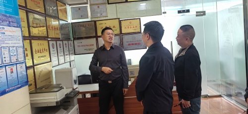 93d34d4d5d83c5bdee07342f60cadb8