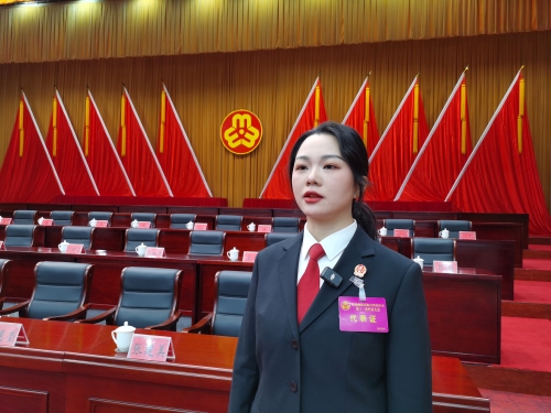 李颖颖